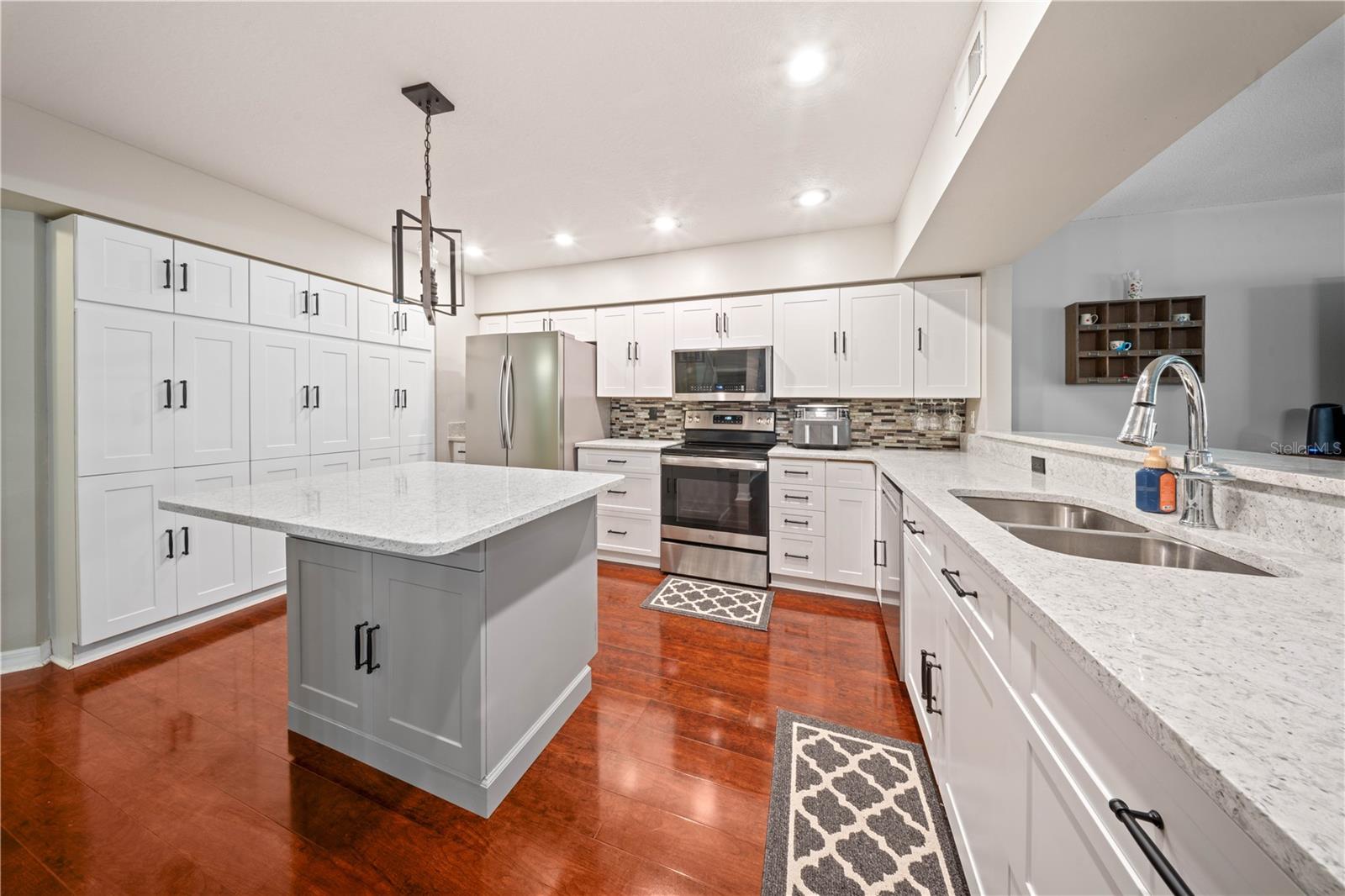 2589 PINE COVE LN, CLEARWATER, FL, 33761