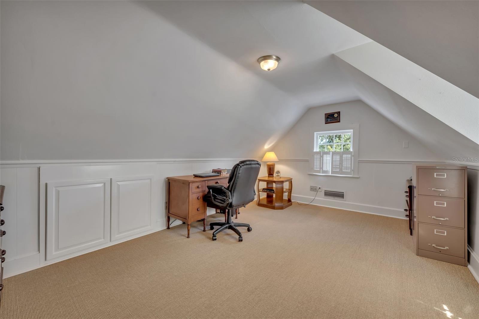 O6331715 Property Photo