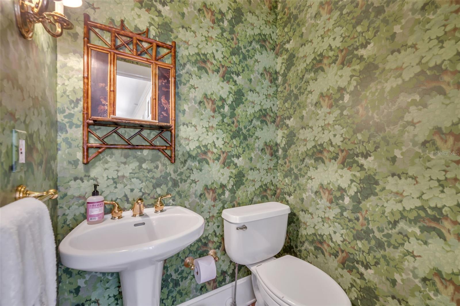 O6331715 Property Photo