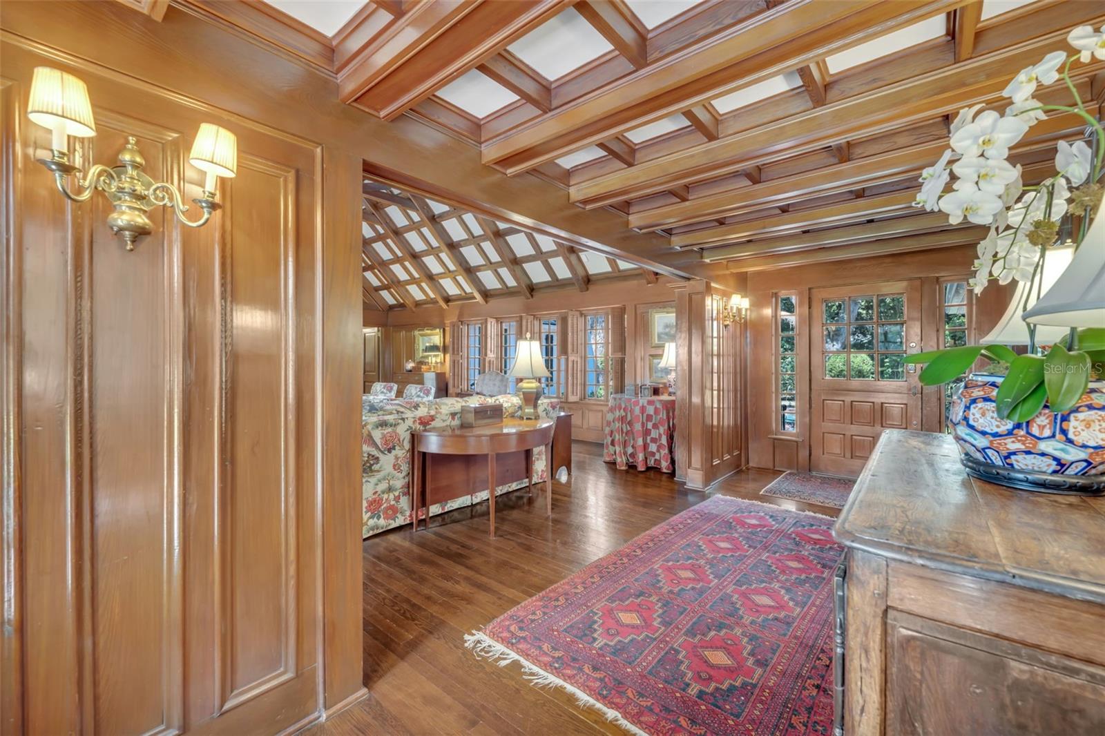 O6331715 Property Photo