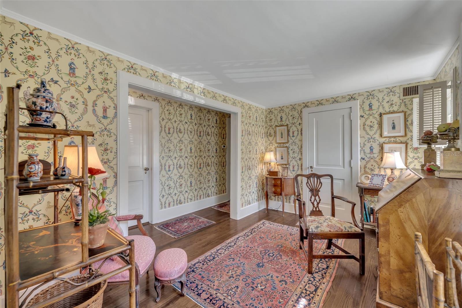 O6331715 Property Photo