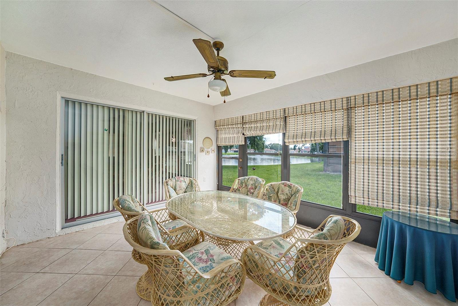 TB8412561 Property Photo