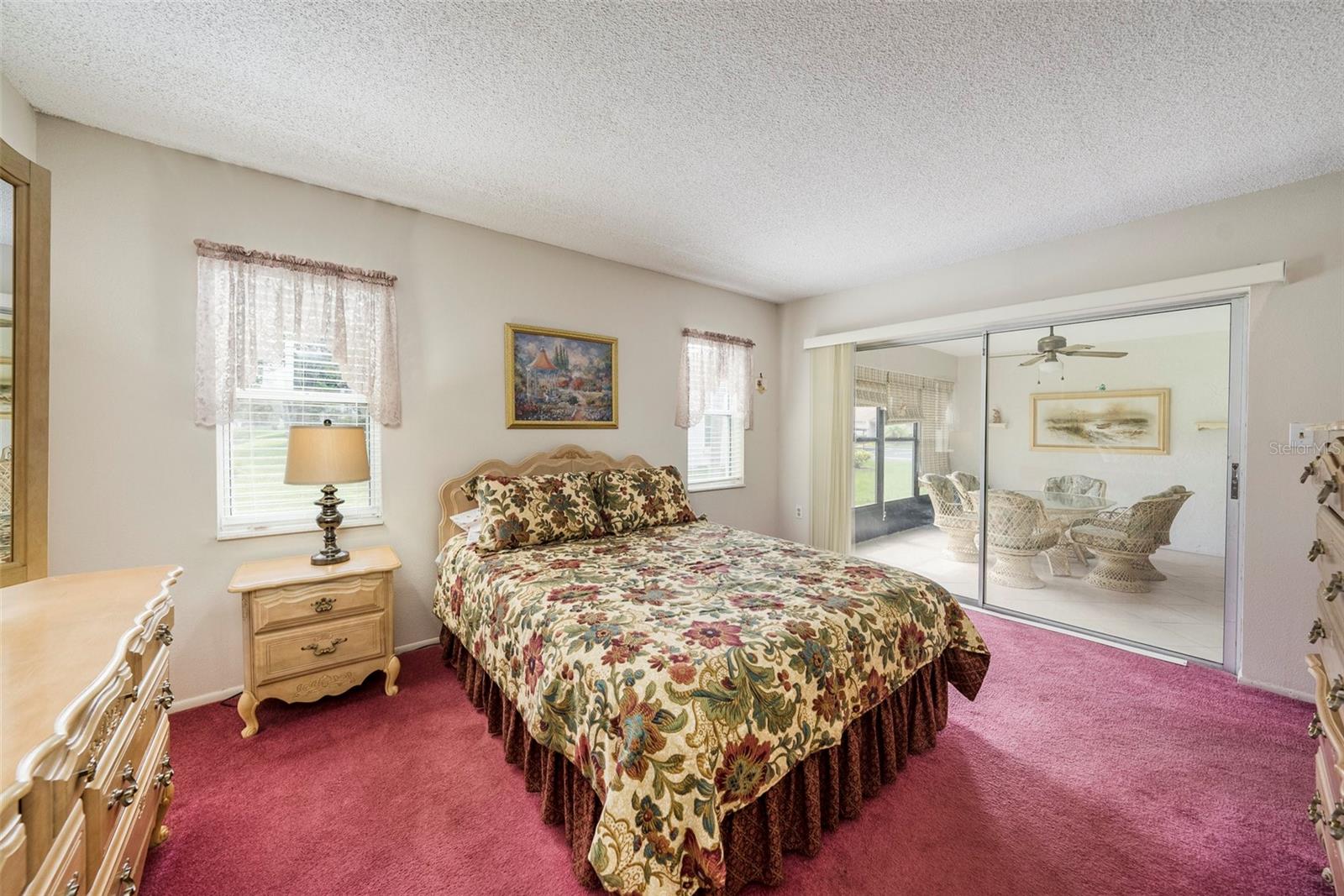 TB8412561 Property Photo