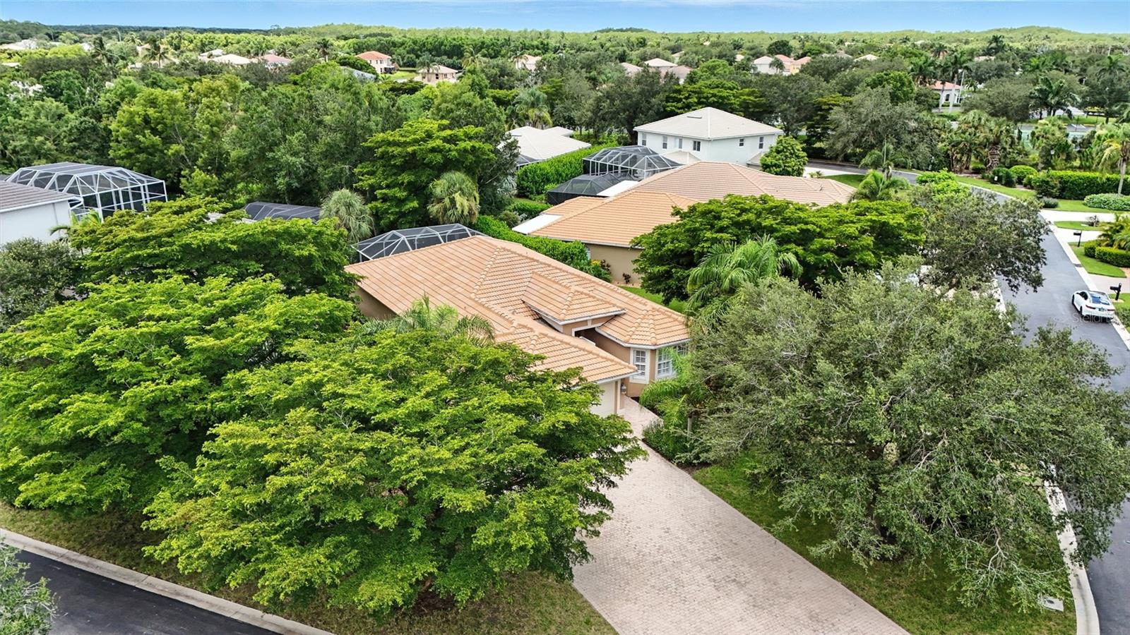 A4660504 Property Photo