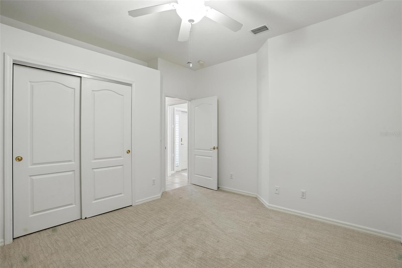 A4660504 Property Photo