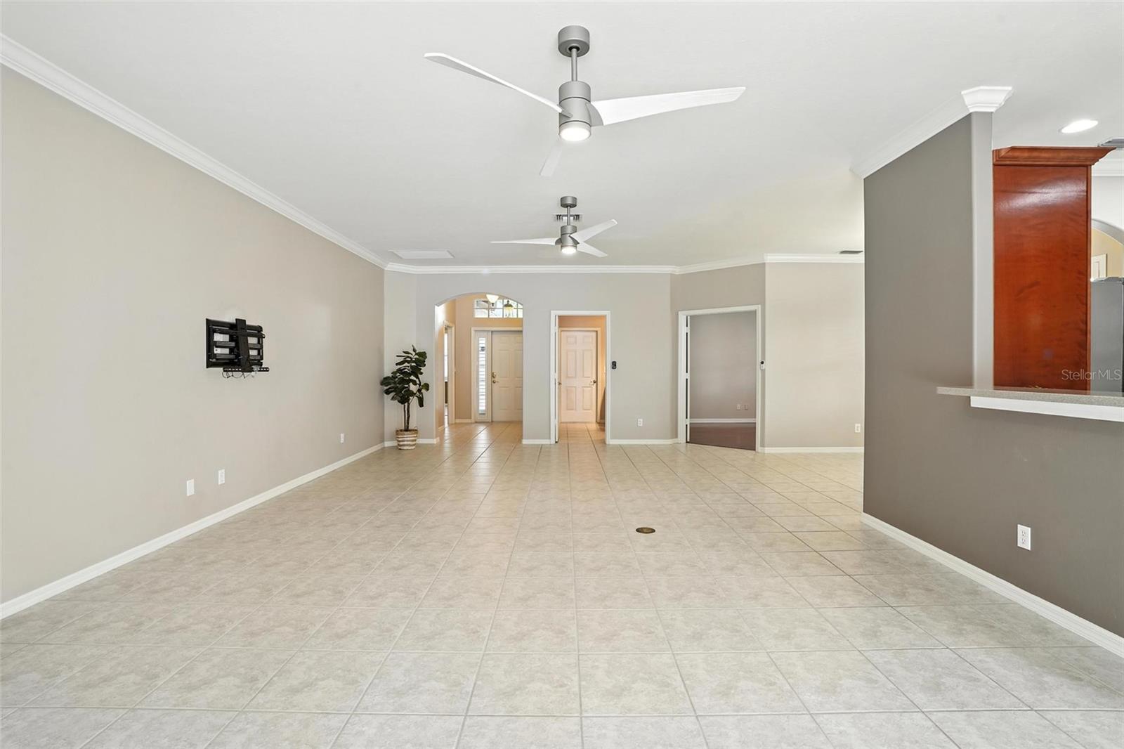 A4660504 Property Photo