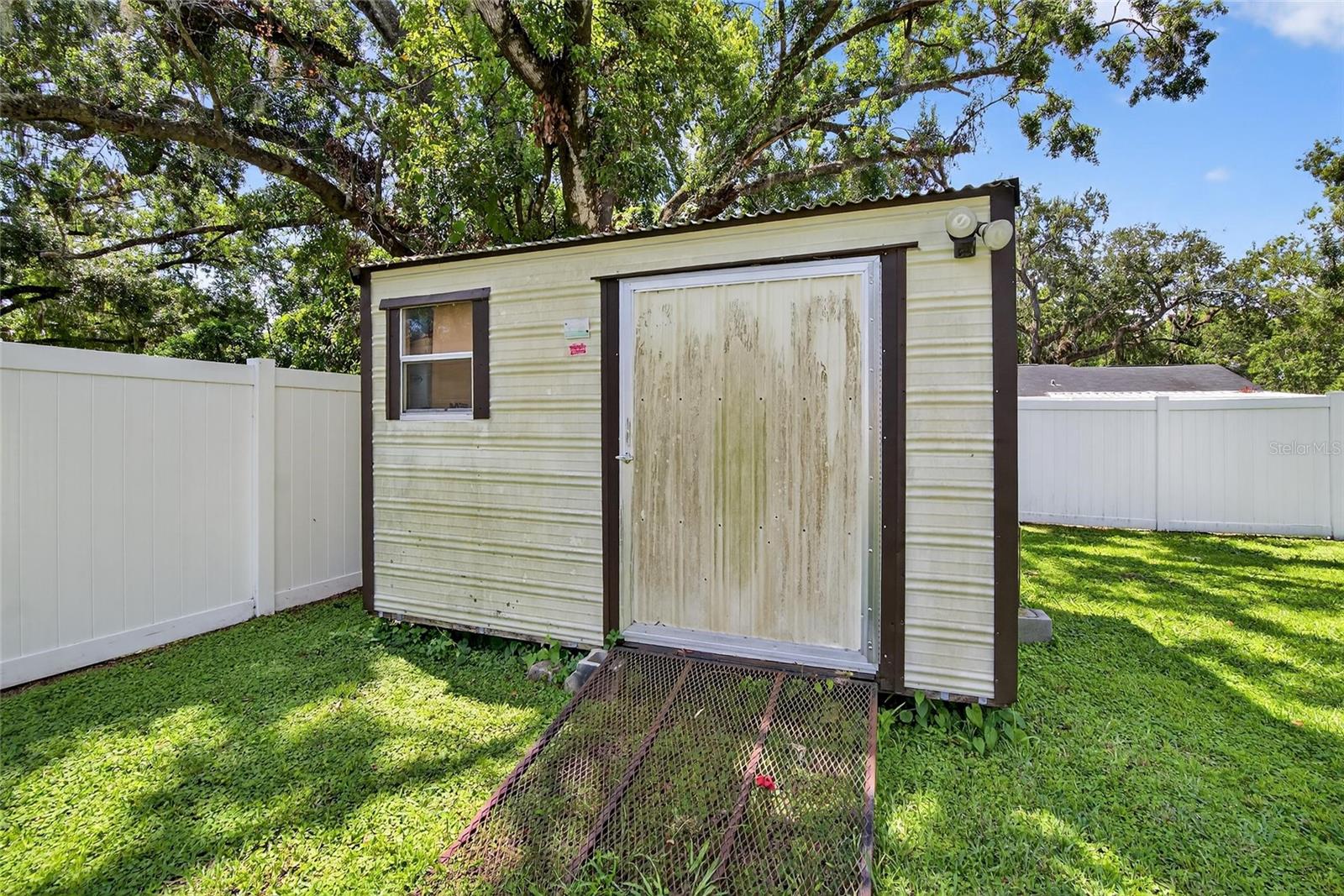 1607 W GRANFIELD AVE, PLANT CITY, FL, 33563