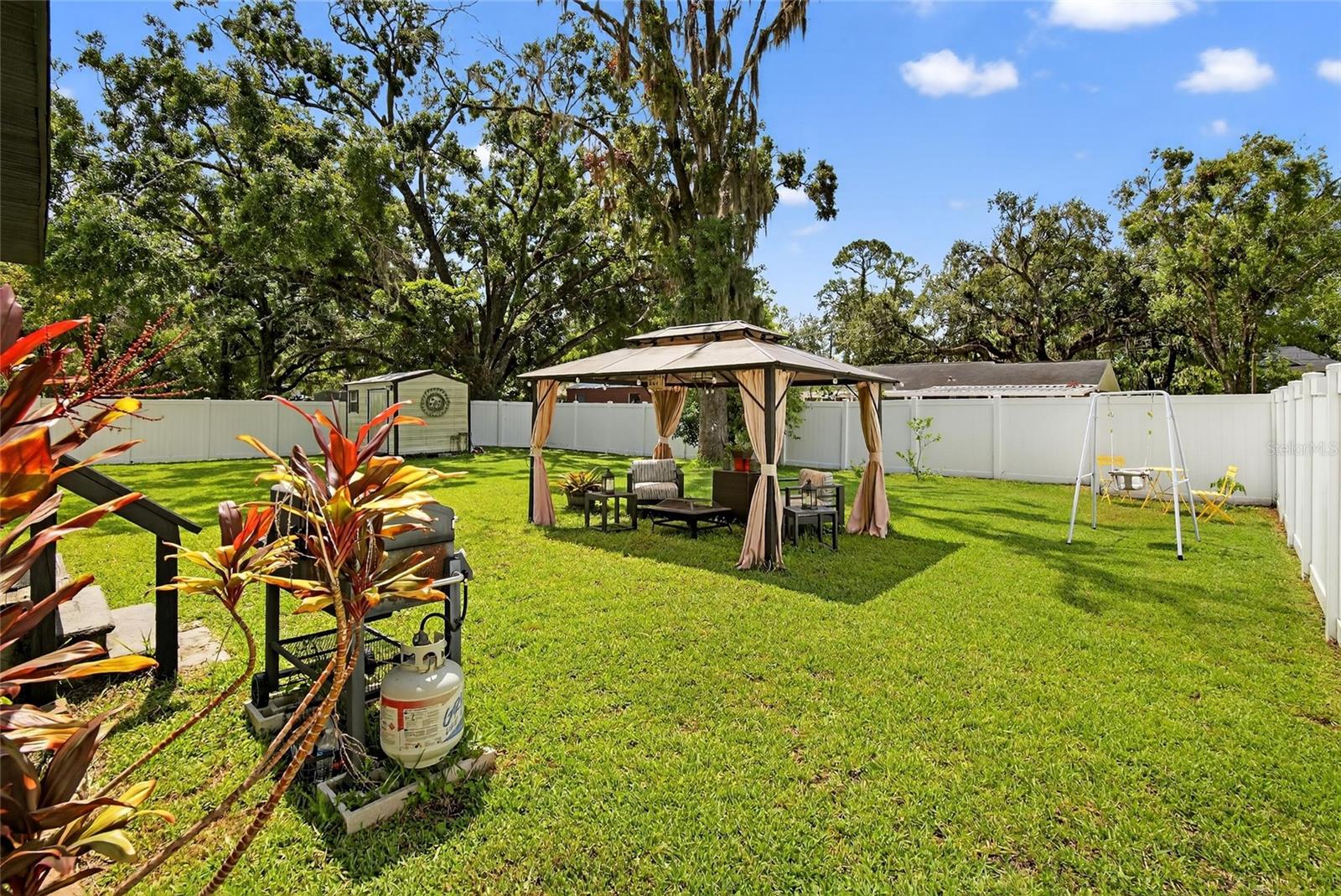 1607 W GRANFIELD AVE, PLANT CITY, FL, 33563