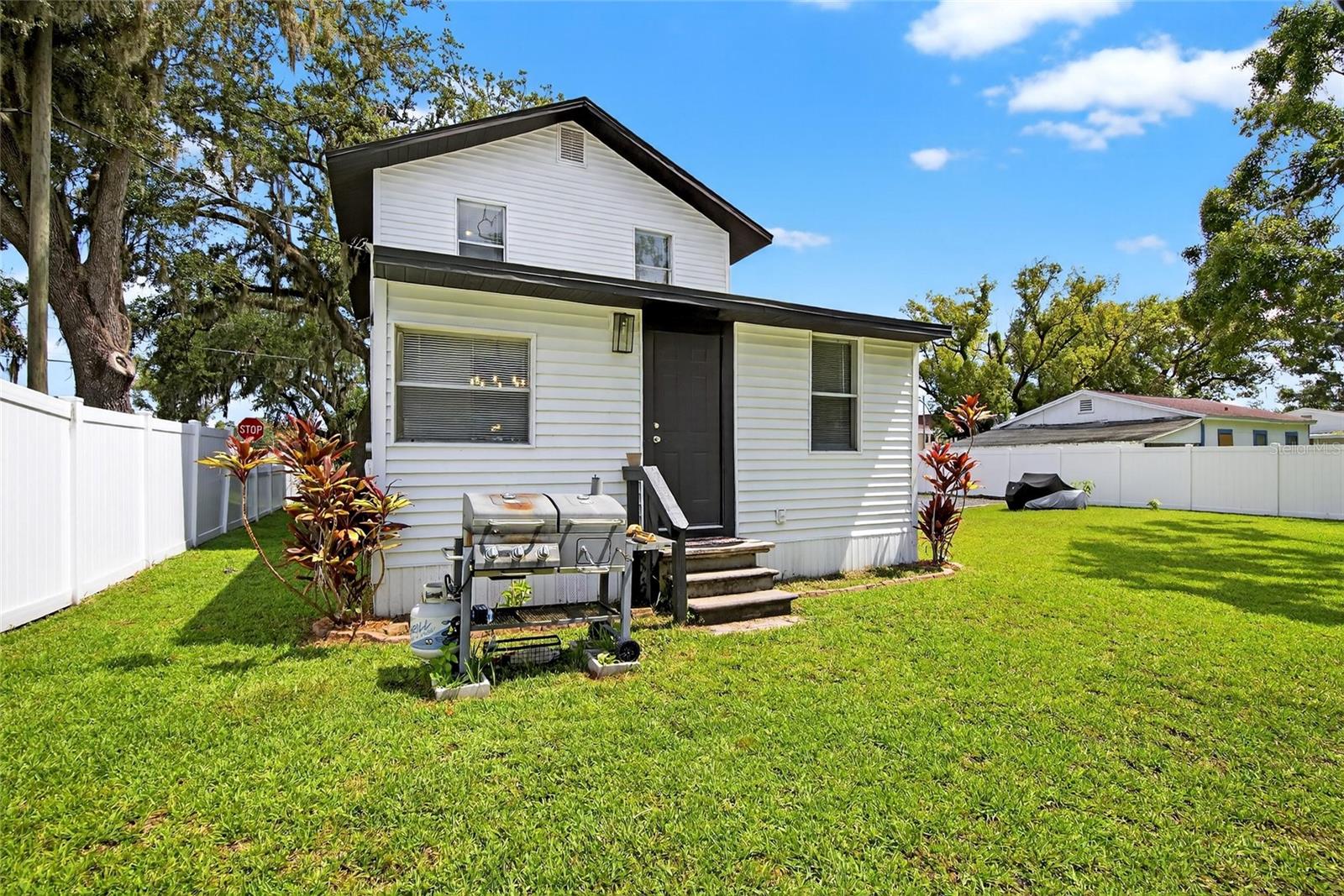 1607 W GRANFIELD AVE, PLANT CITY, FL, 33563