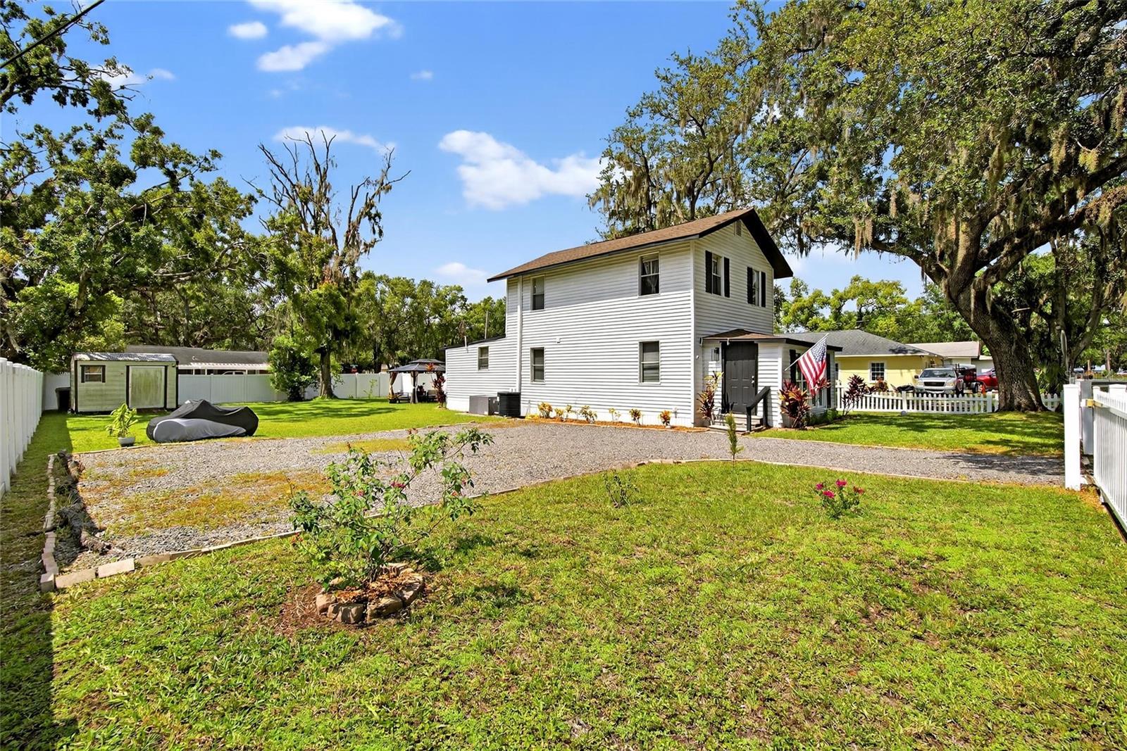 1607 W GRANFIELD AVE, PLANT CITY, FL, 33563