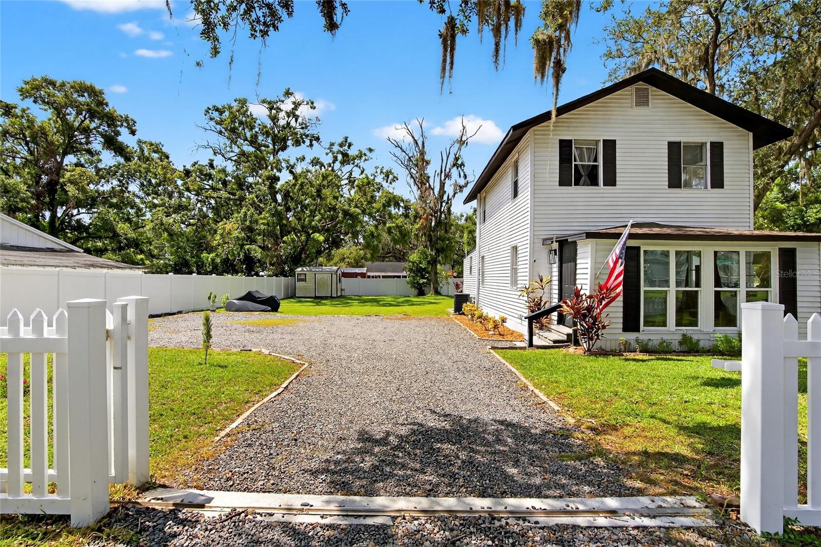 1607 W GRANFIELD AVE, PLANT CITY, FL, 33563