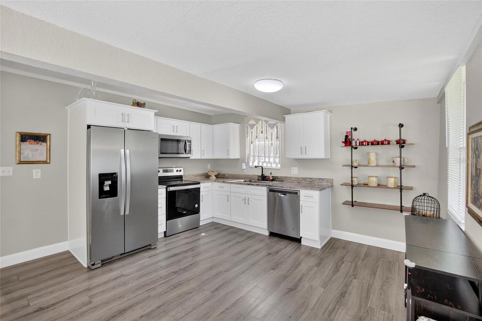 1607 W GRANFIELD AVE, PLANT CITY, FL, 33563