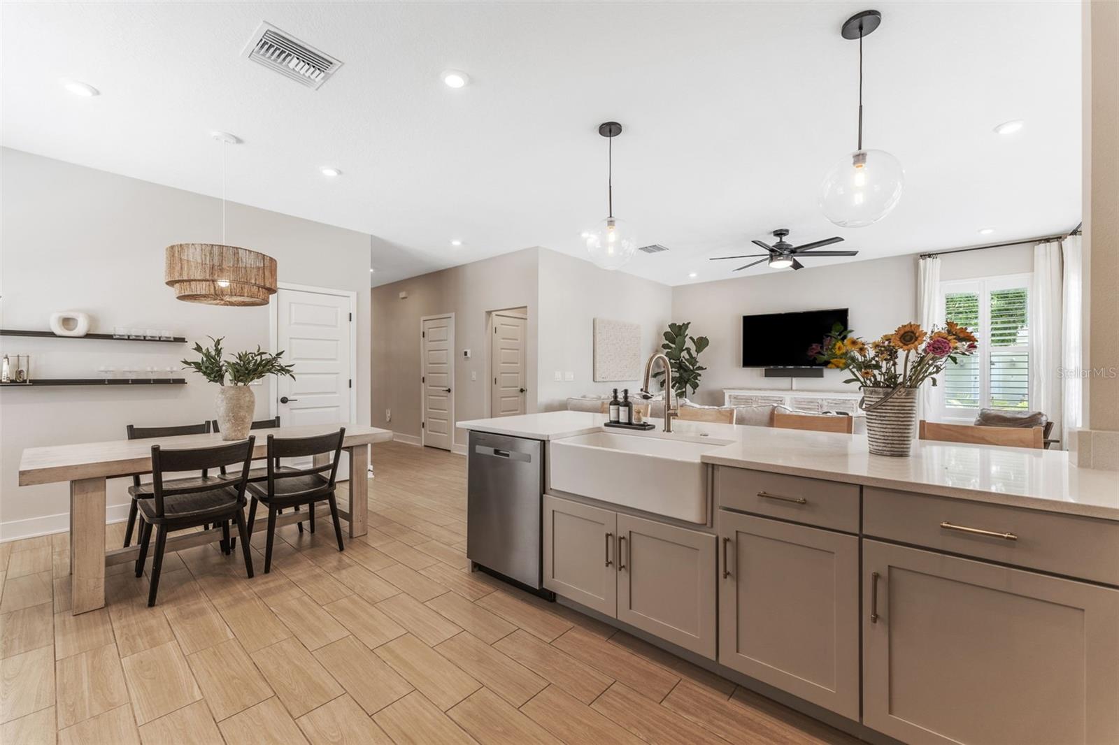 4208 N CENTRAL AVE, TAMPA, FL, 33603