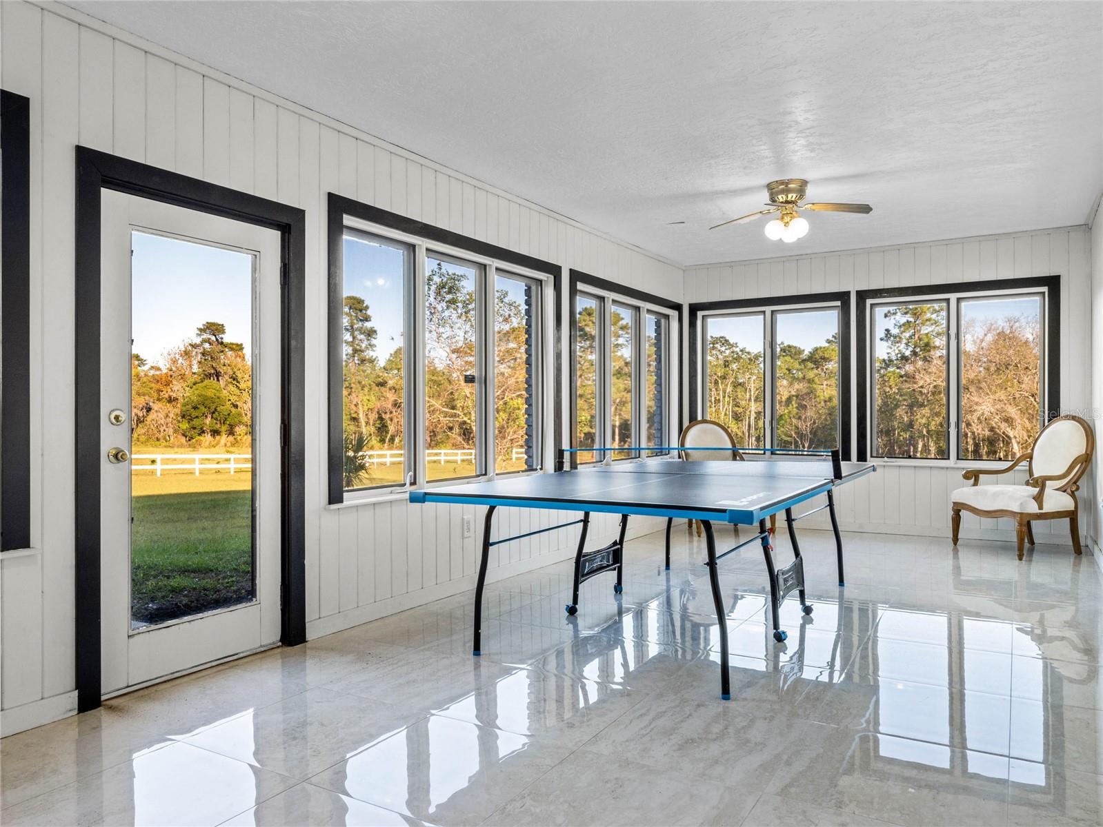 O6331813 Property Photo