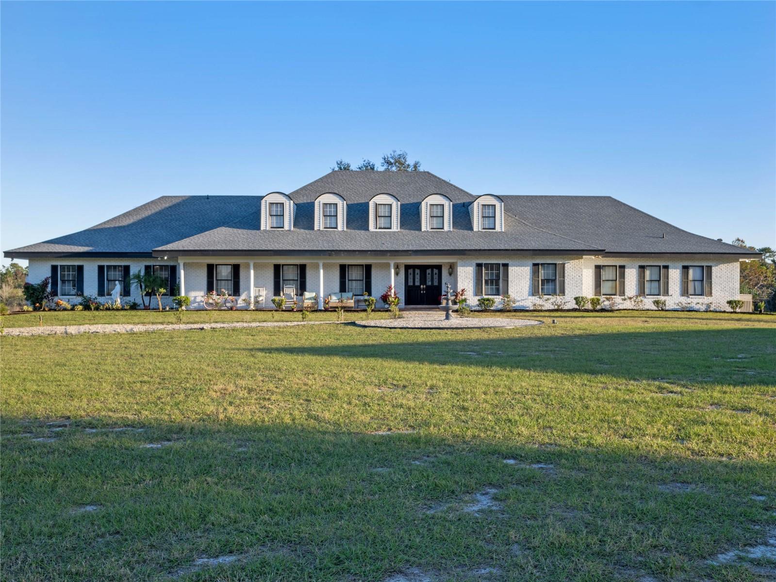 O6331813 Property Photo