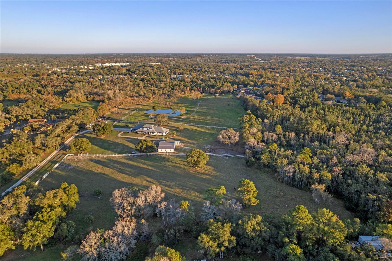 O6331813 Property Photo