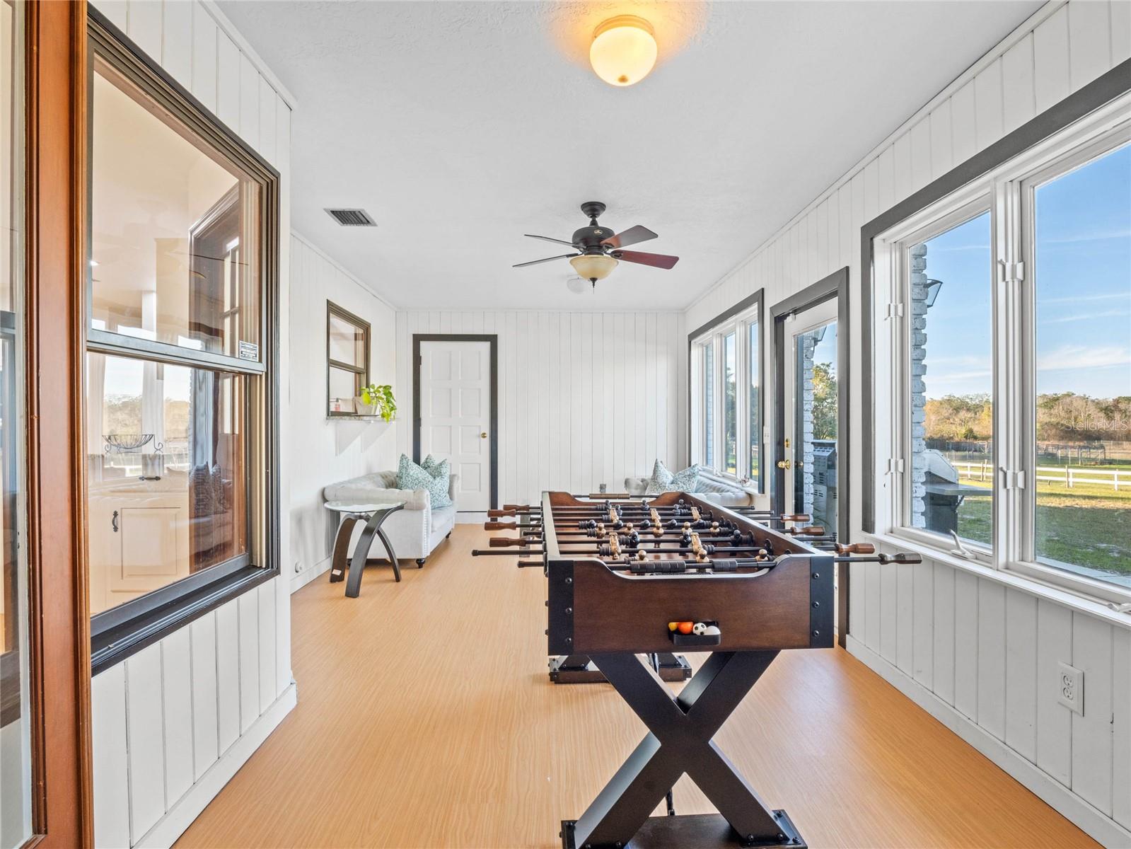 O6331813 Property Photo