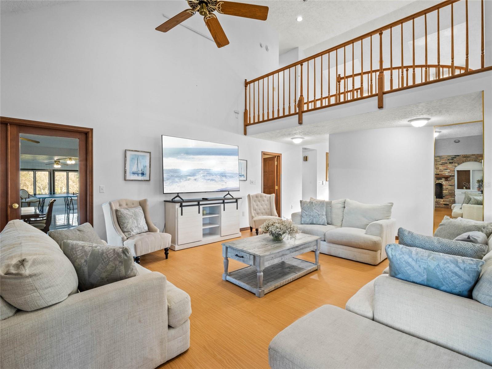 O6331813 Property Photo