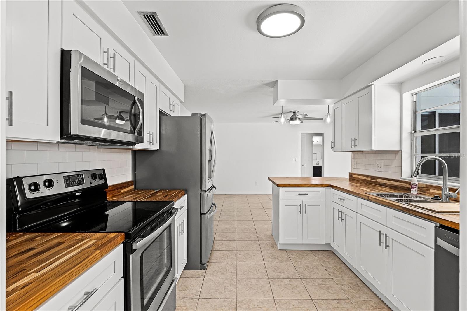 2632 DERBYSHIRE RD, MAITLAND, FL, 32751