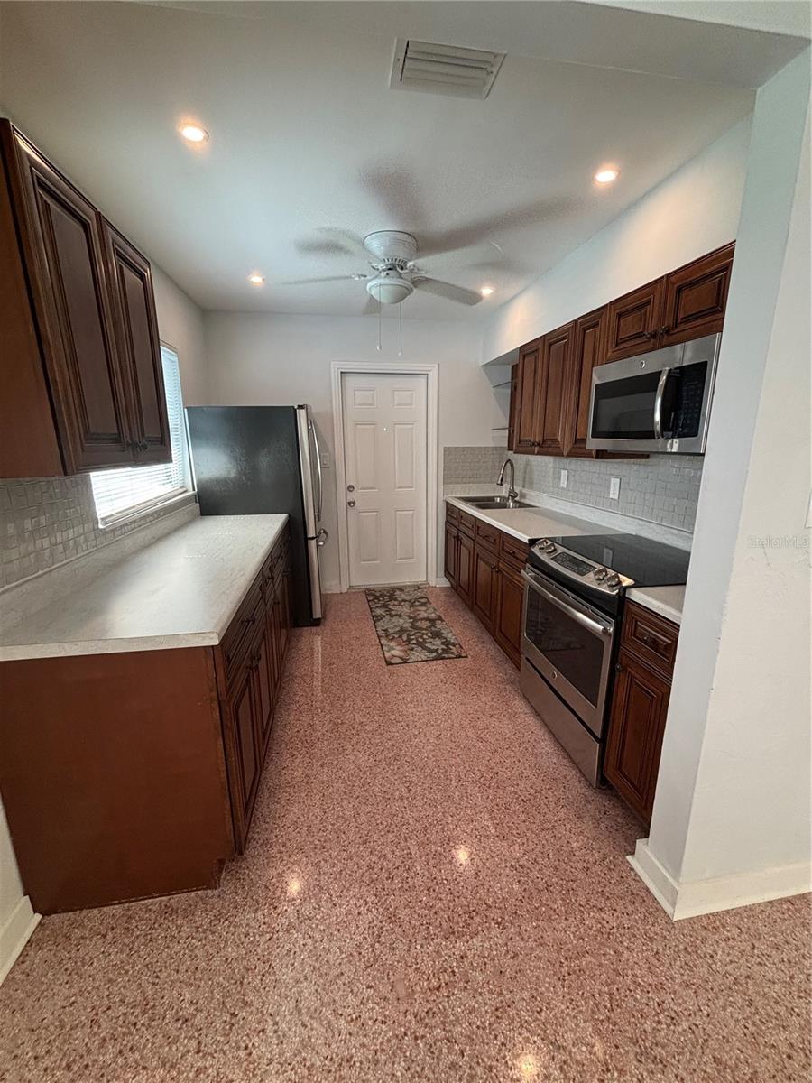 420 15TH AVE S, ST PETERSBURG, FL, 33701