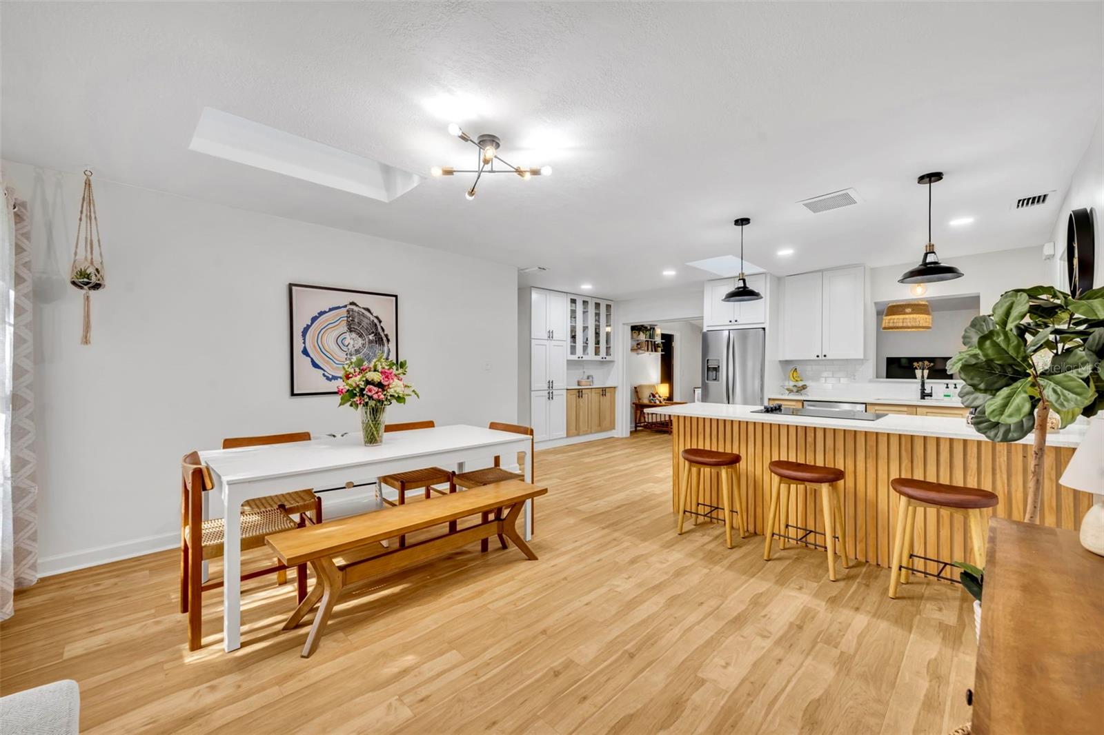 1413 MOSELLE AVE, ORLANDO, FL, 32807