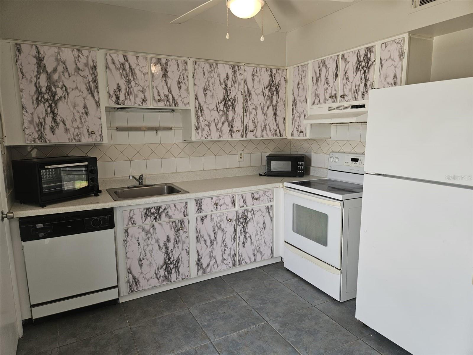 672 LESLIE CT #672, ALTAMONTE SPRINGS, FL, 32701