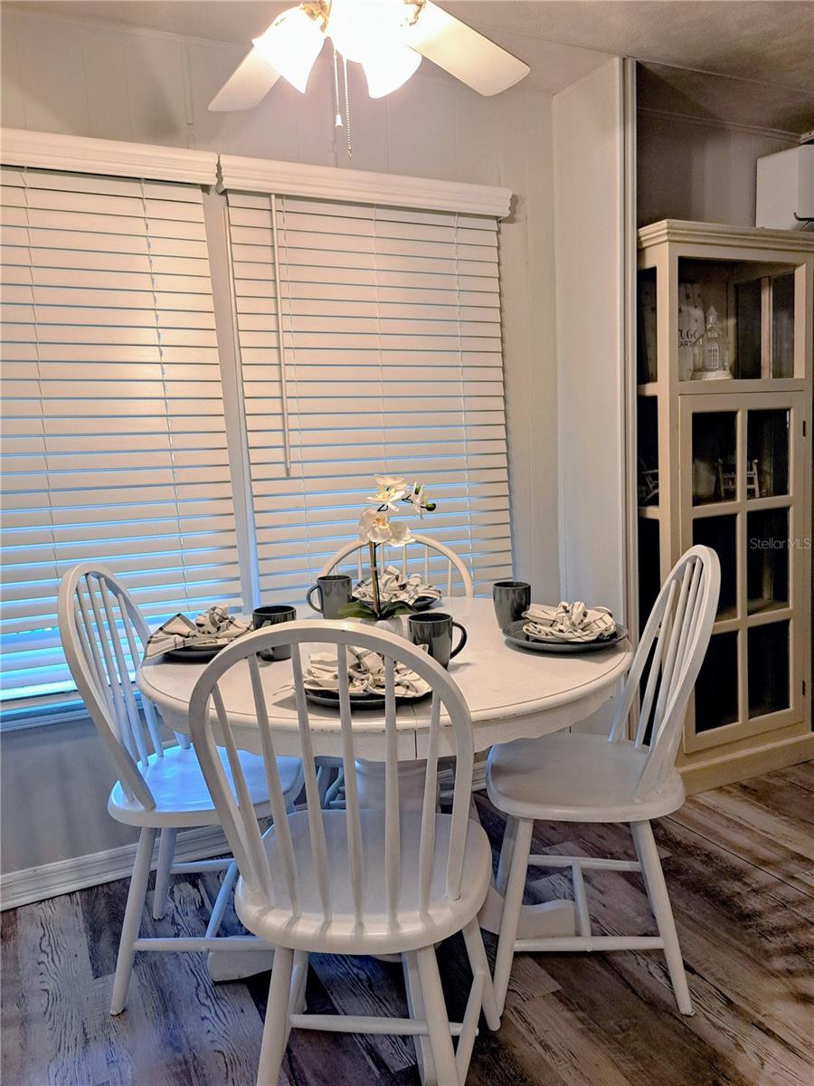 TB8412693 Property Photo