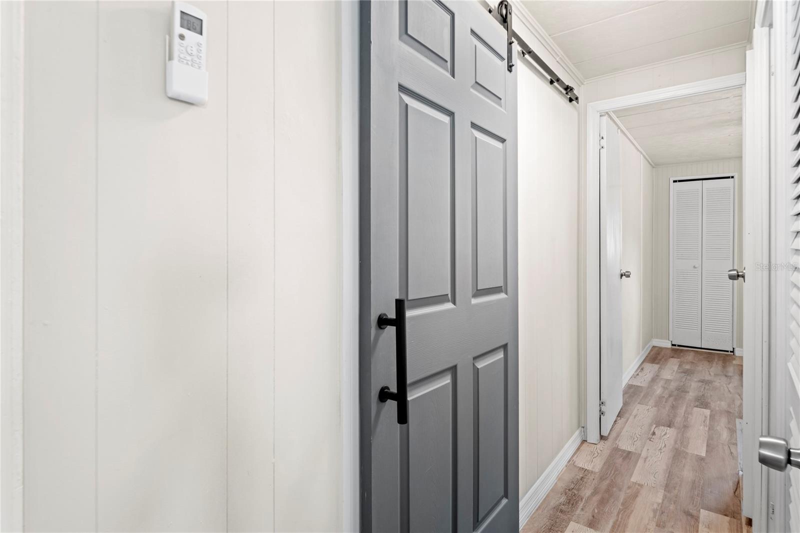 TB8412693 Property Photo