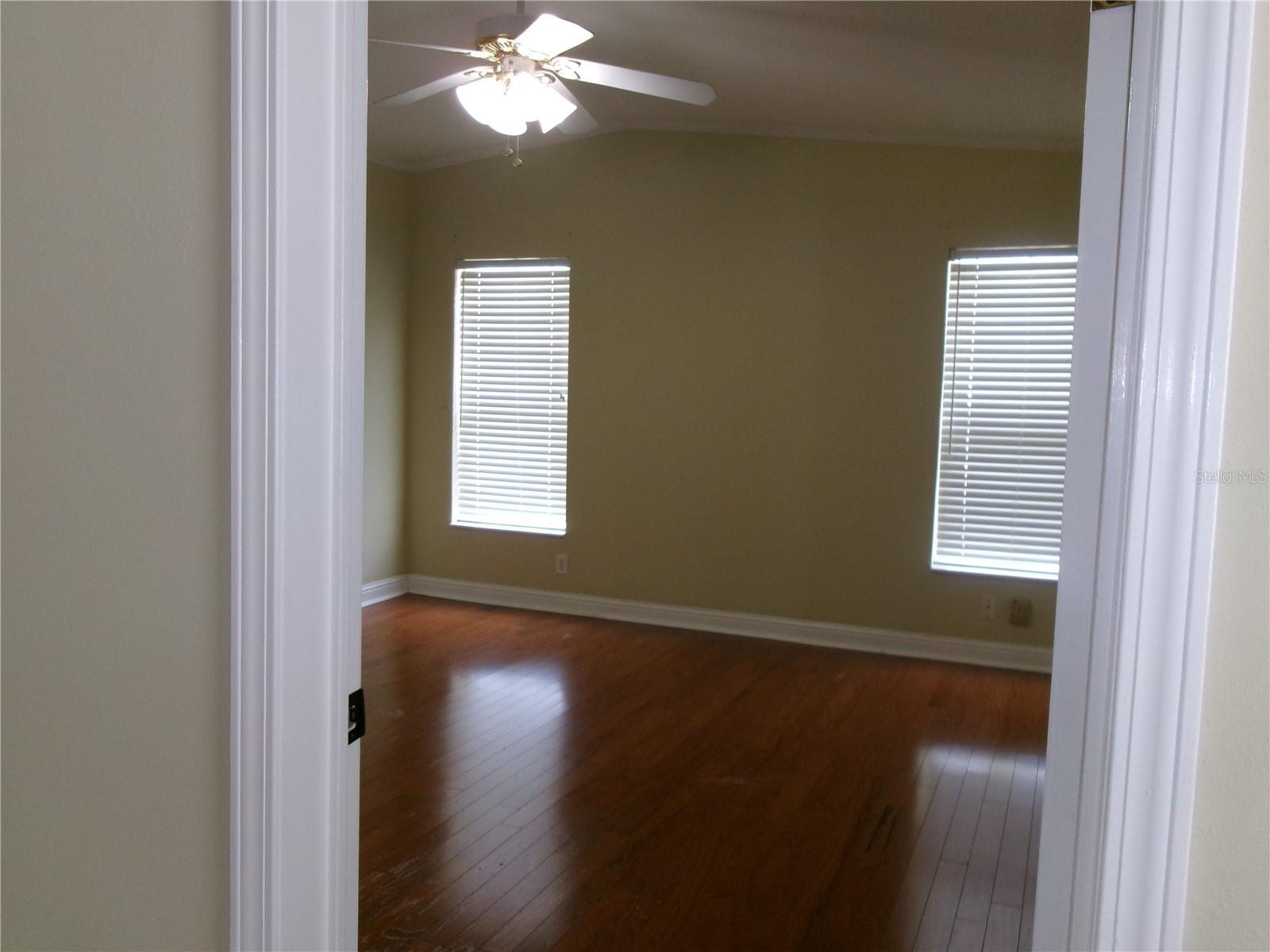 5835 COVENTRY DR, TAMPA, FL, 33615