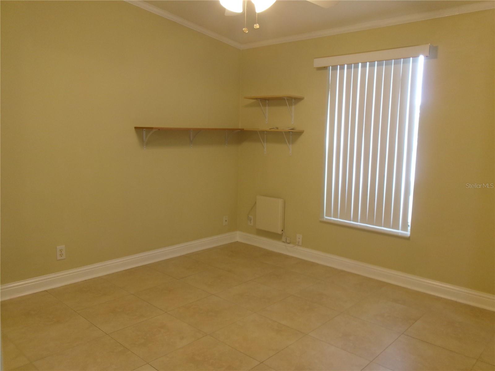 5835 COVENTRY DR, TAMPA, FL, 33615