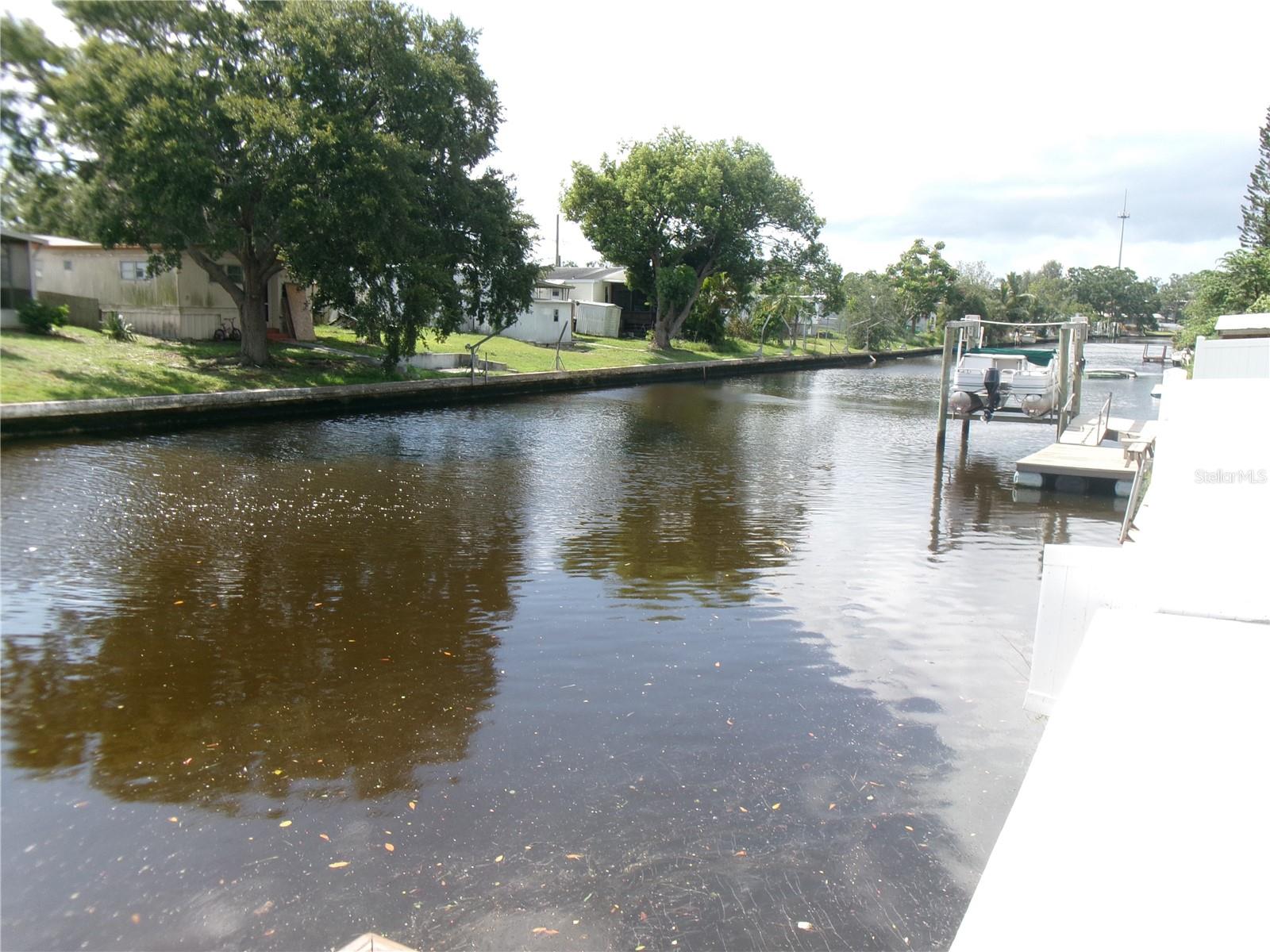 5835 COVENTRY DR, TAMPA, FL, 33615