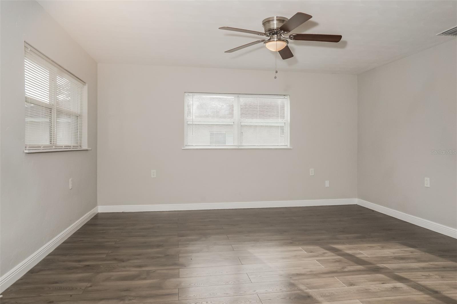 2524 32ND AVE E, BRADENTON, FL, 34208