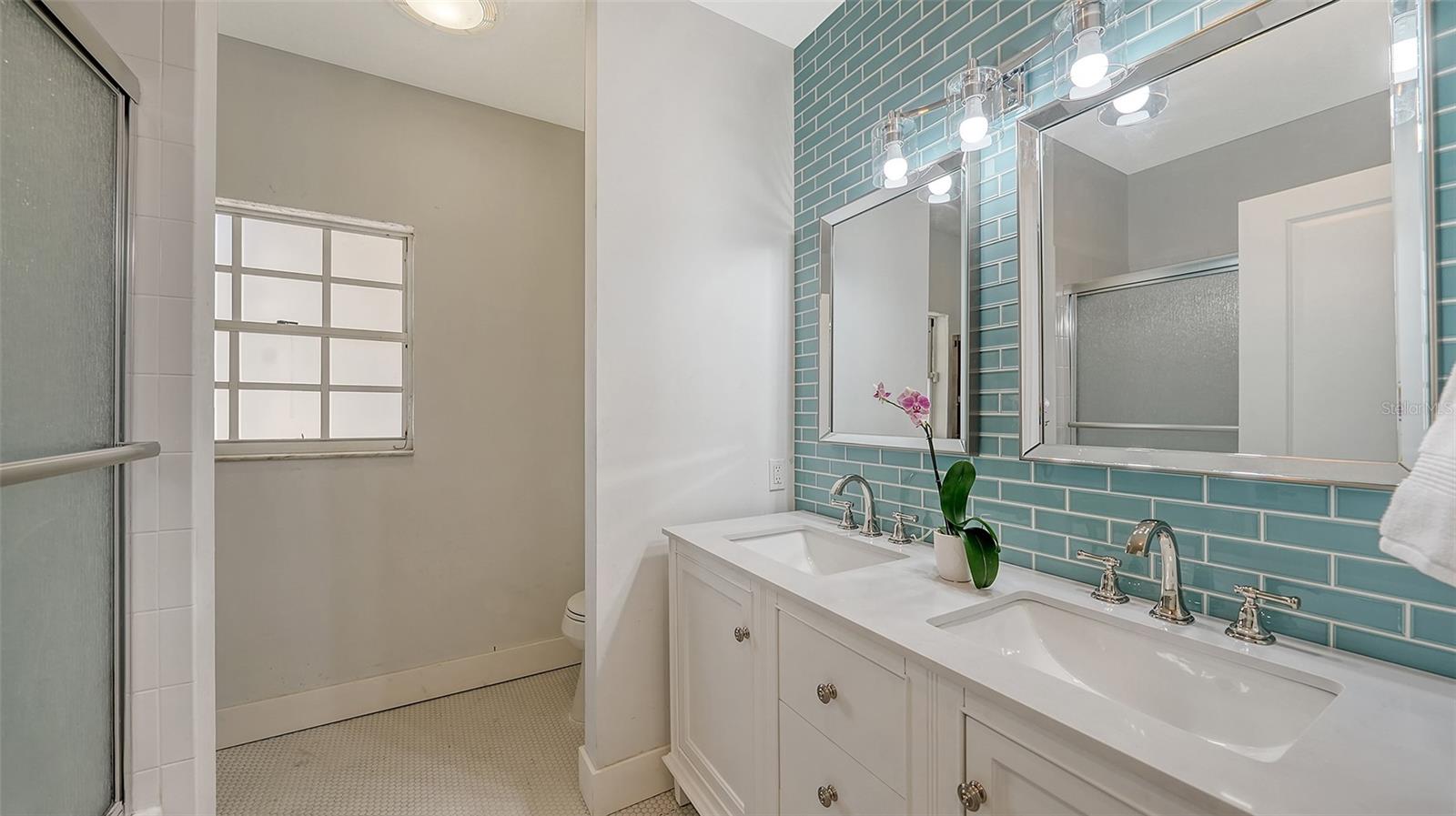 A4660540 Property Photo