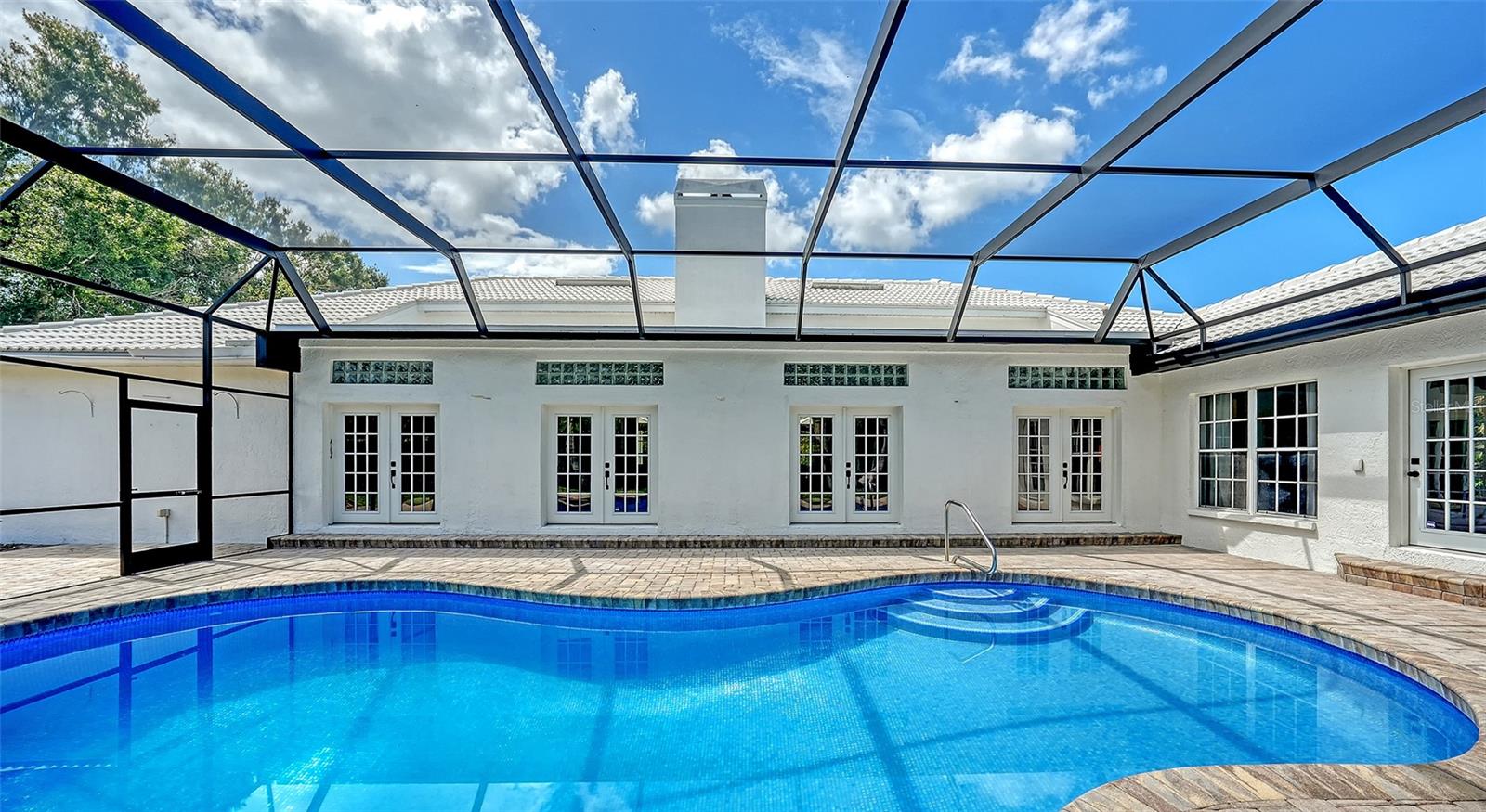 A4660540 Property Photo