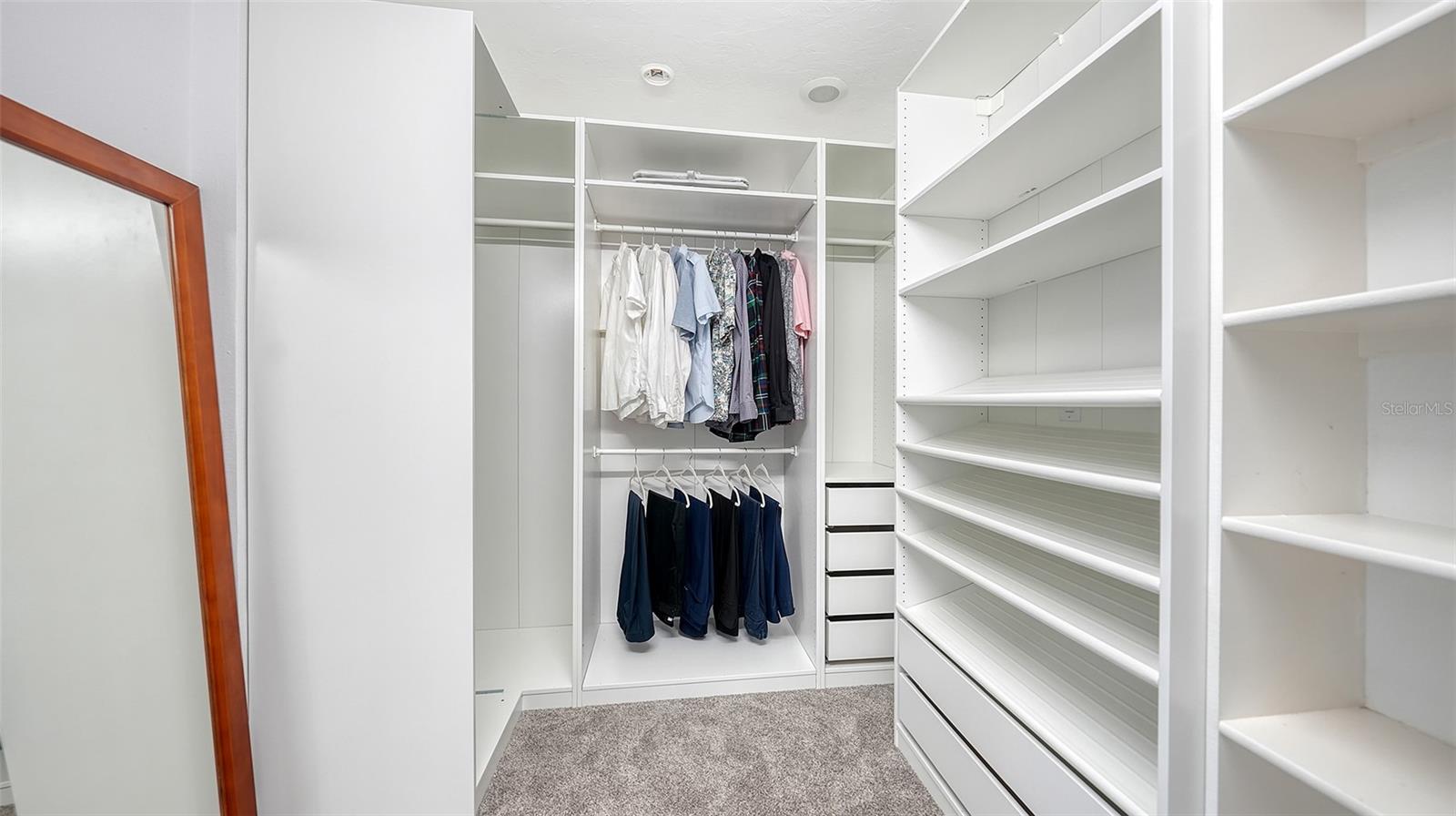 A4660540 Property Photo