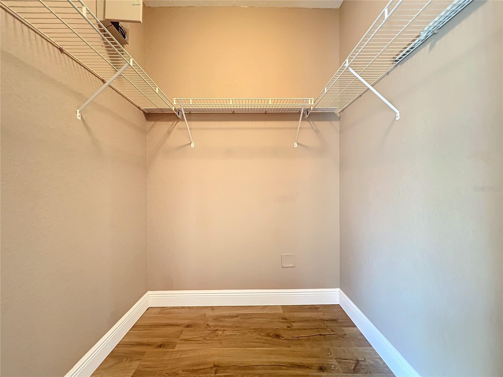 2586 GRAND CENTRAL PKWY #4, ORLANDO, FL, 32839