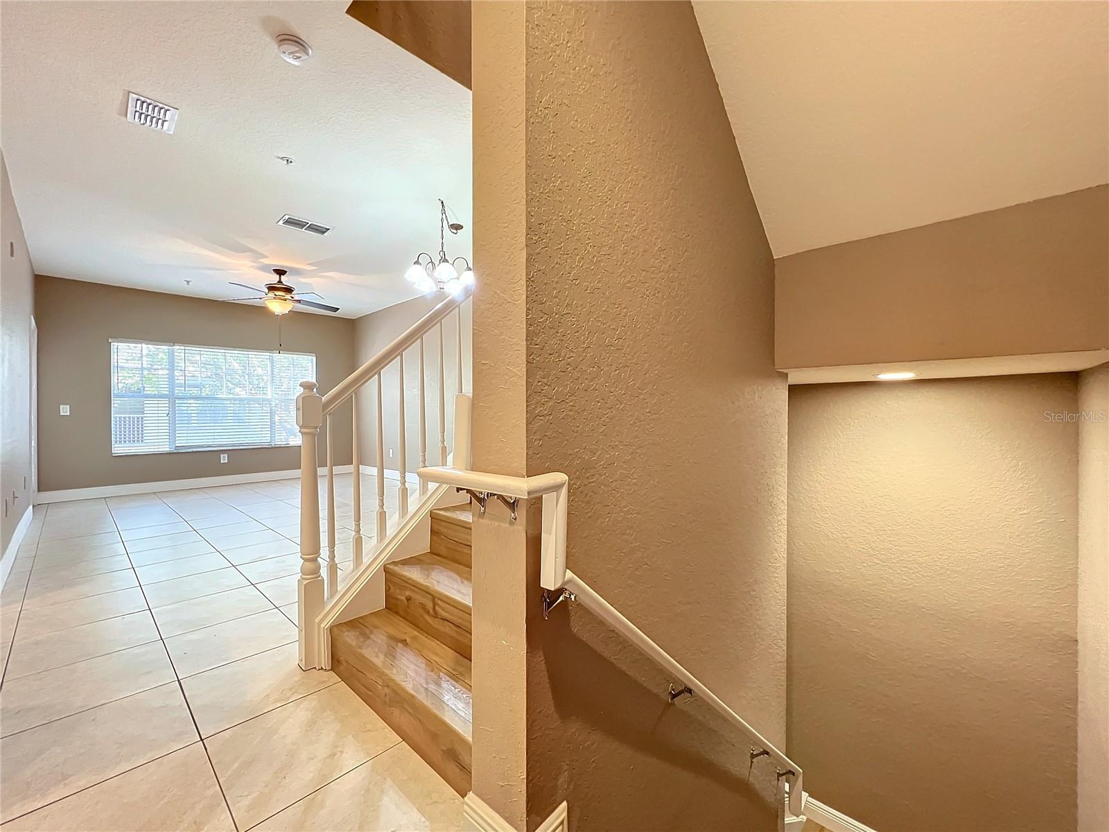 2586 GRAND CENTRAL PKWY #4, ORLANDO, FL, 32839