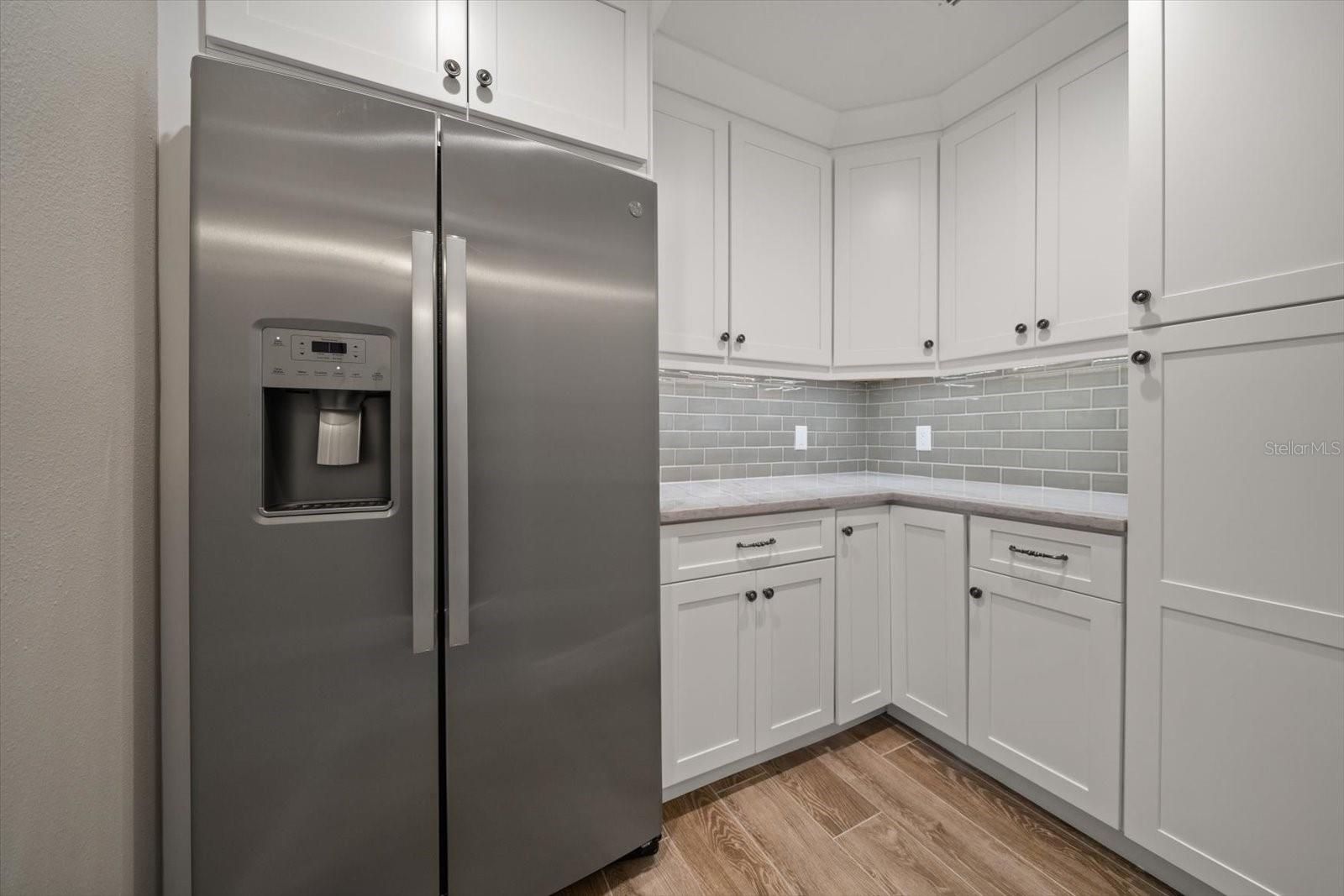 TB8412746 Property Photo