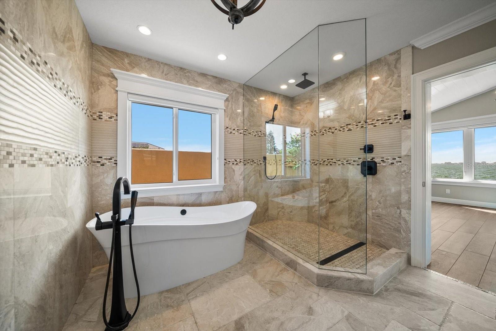 TB8412746 Property Photo