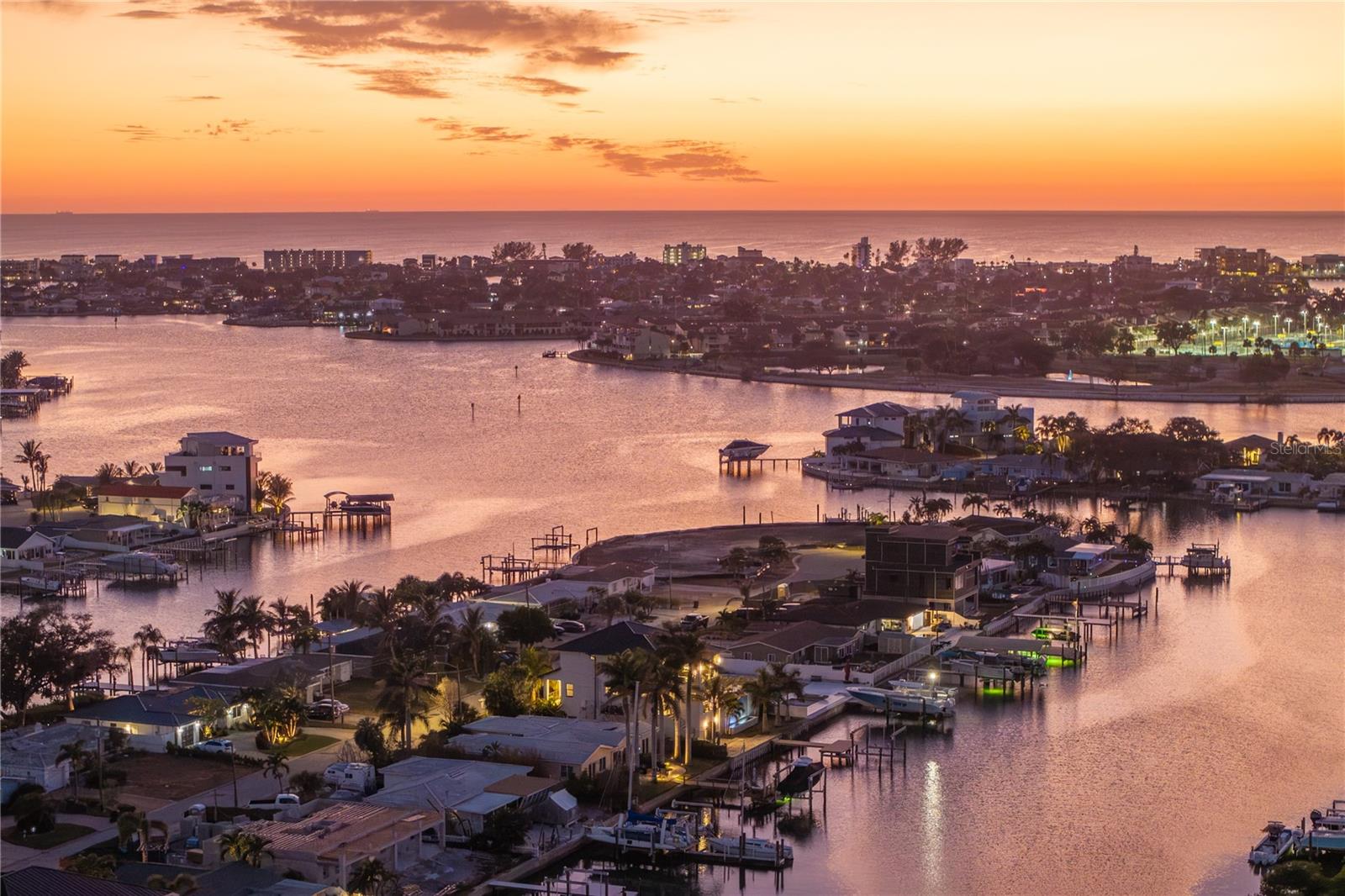 TB8412763 Property Photo