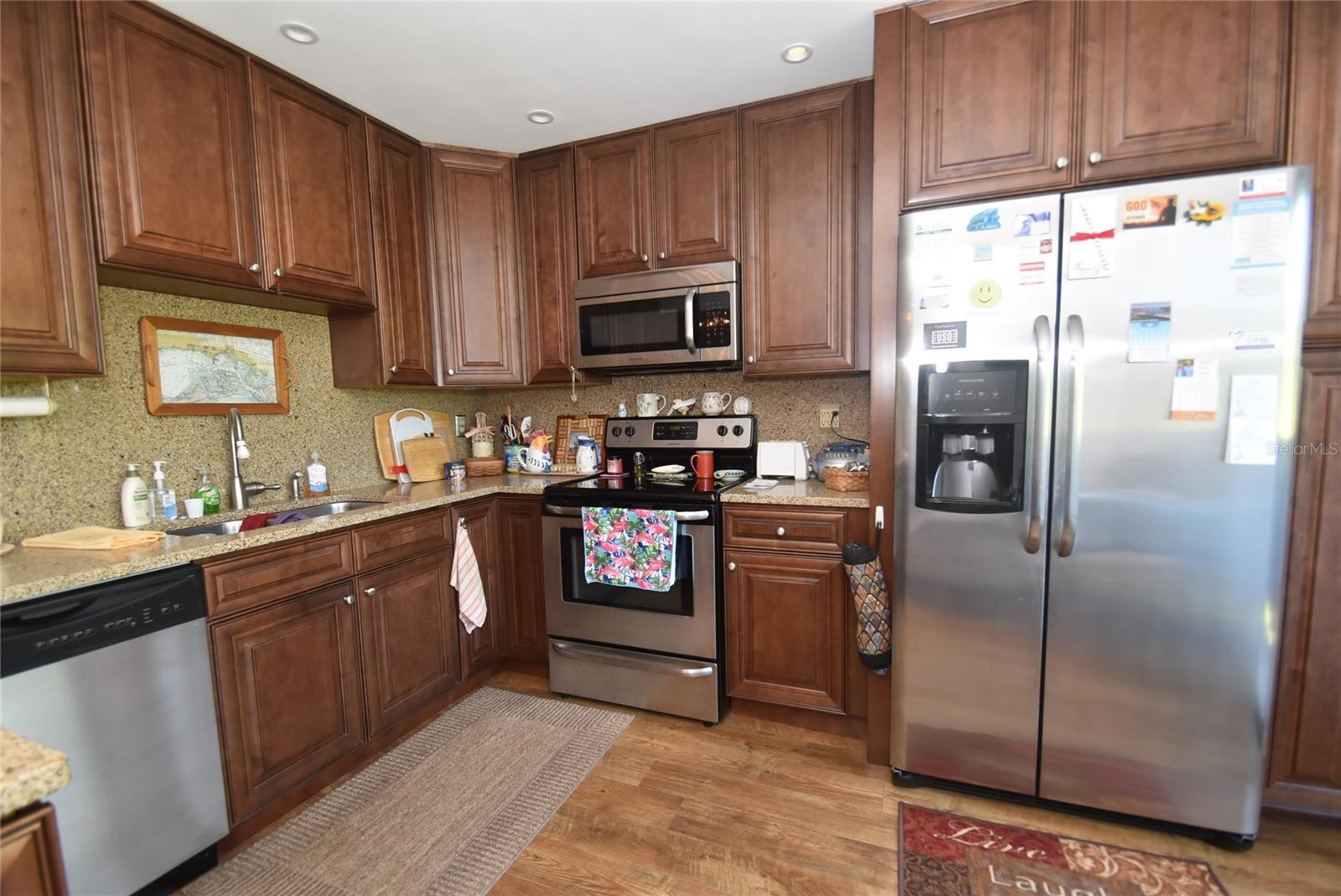 A4660554 Property Photo