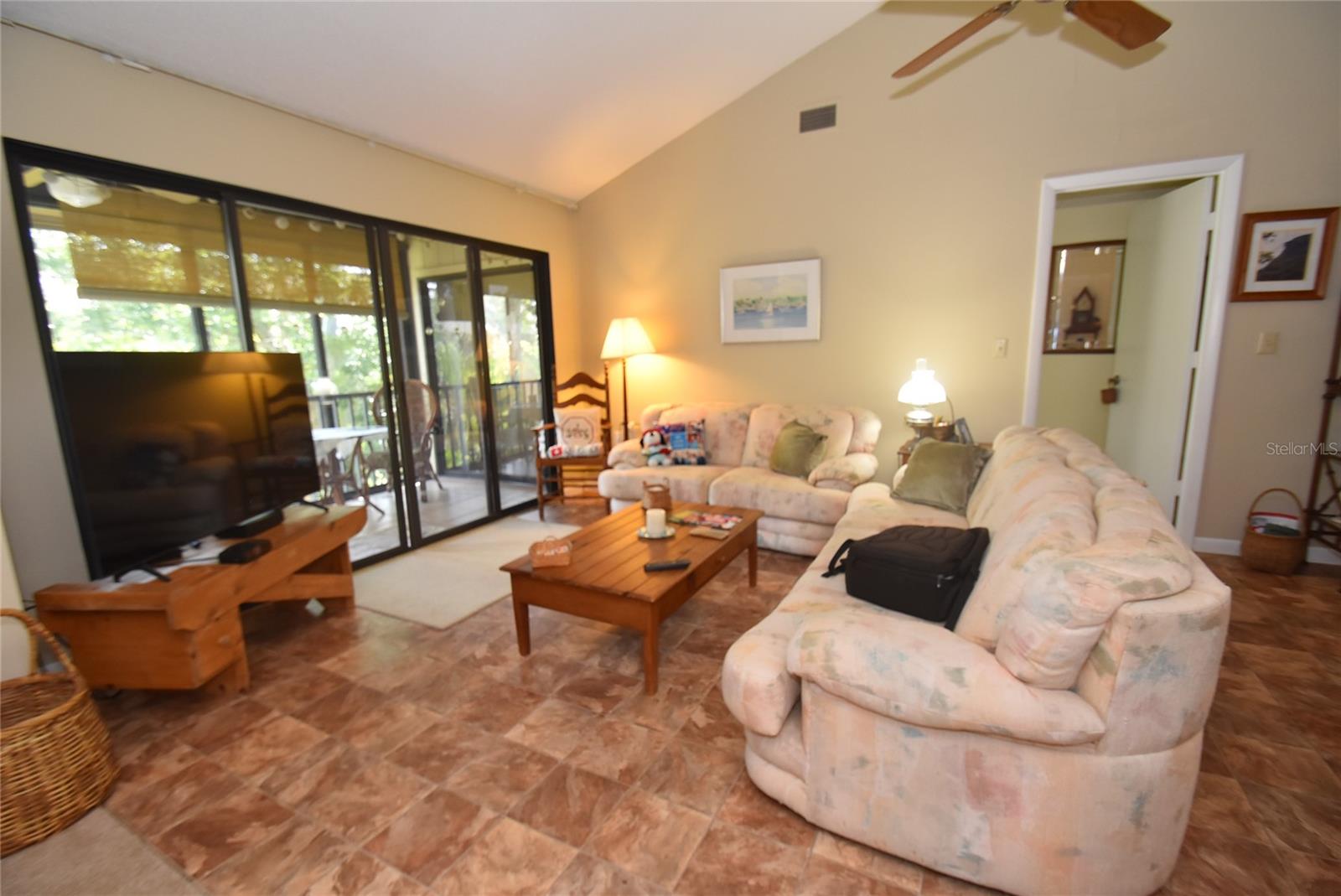 A4660554 Property Photo