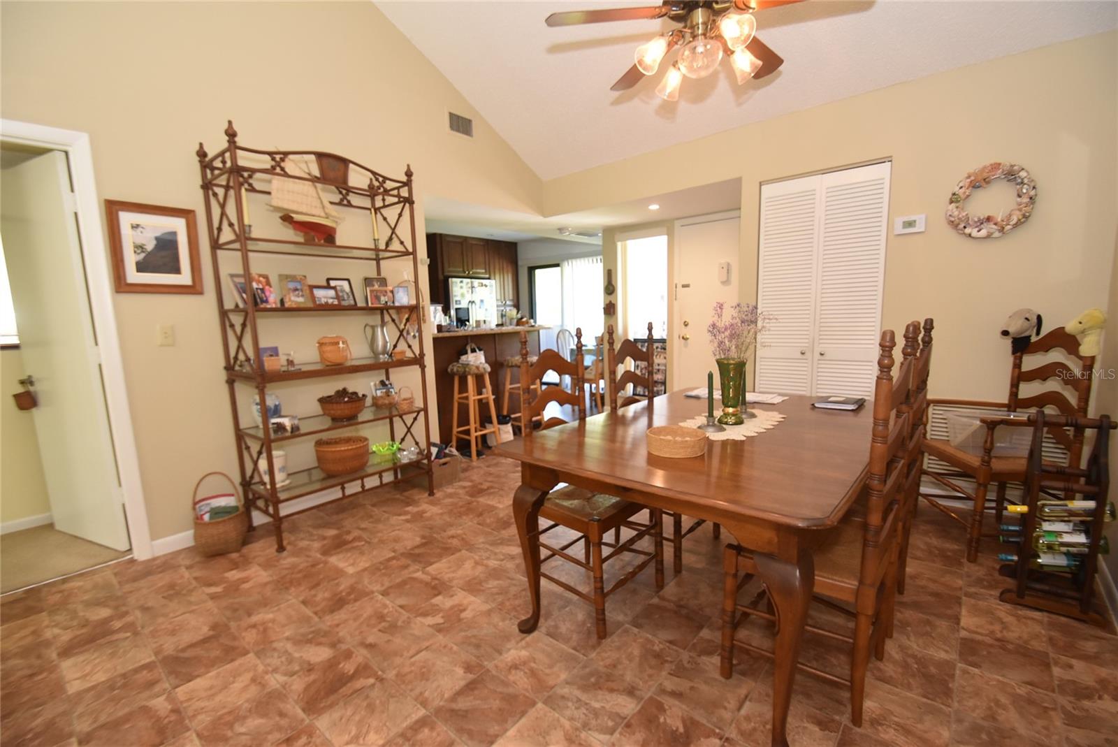 A4660554 Property Photo