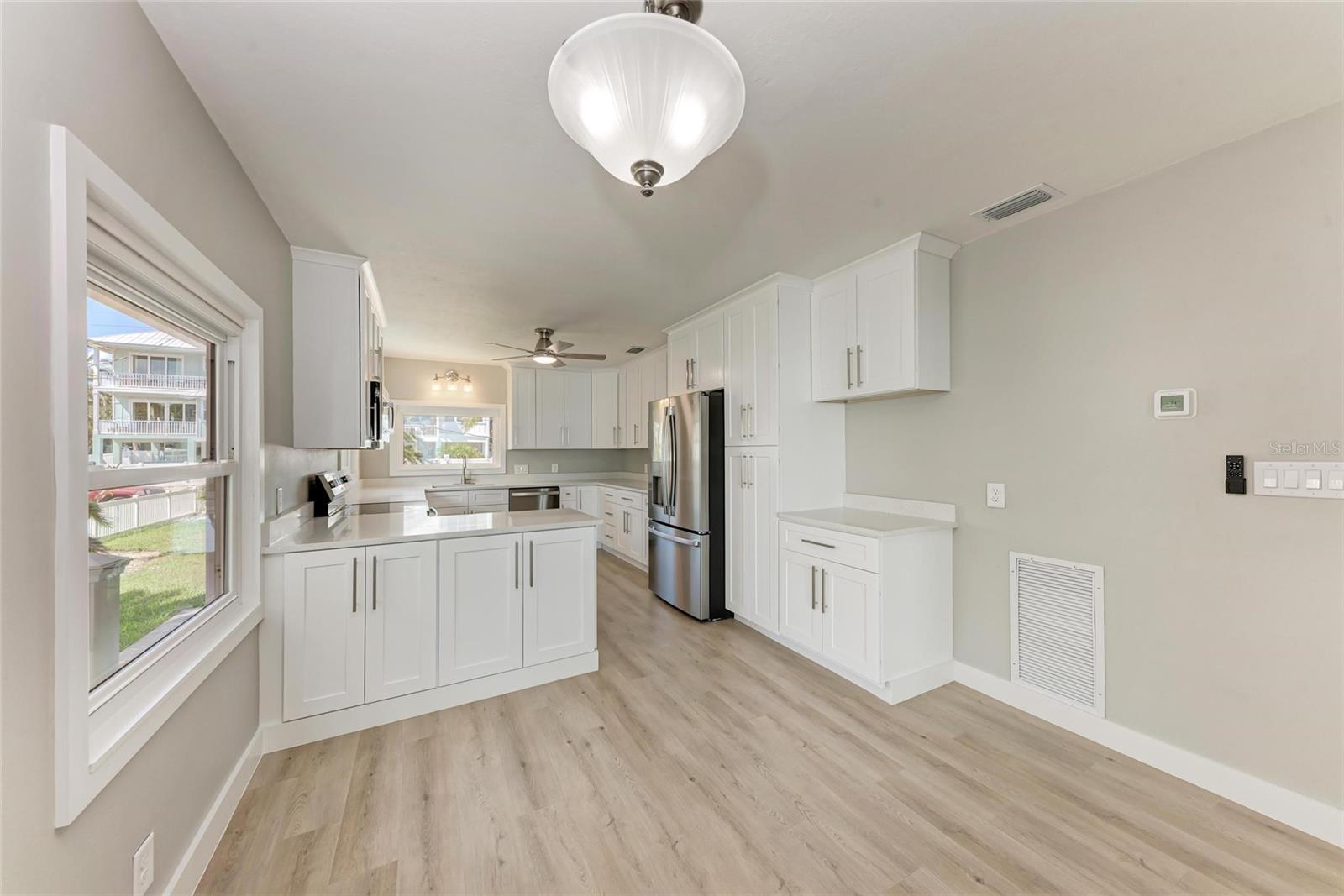 A4660575 Property Photo