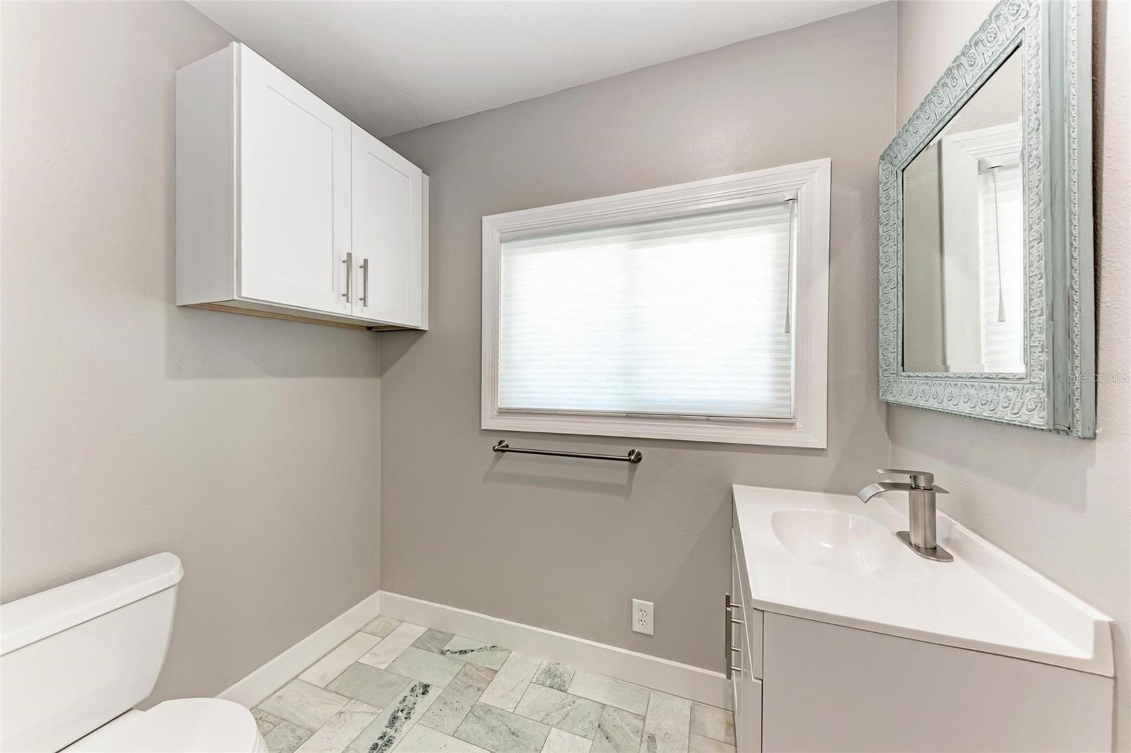 A4660575 Property Photo