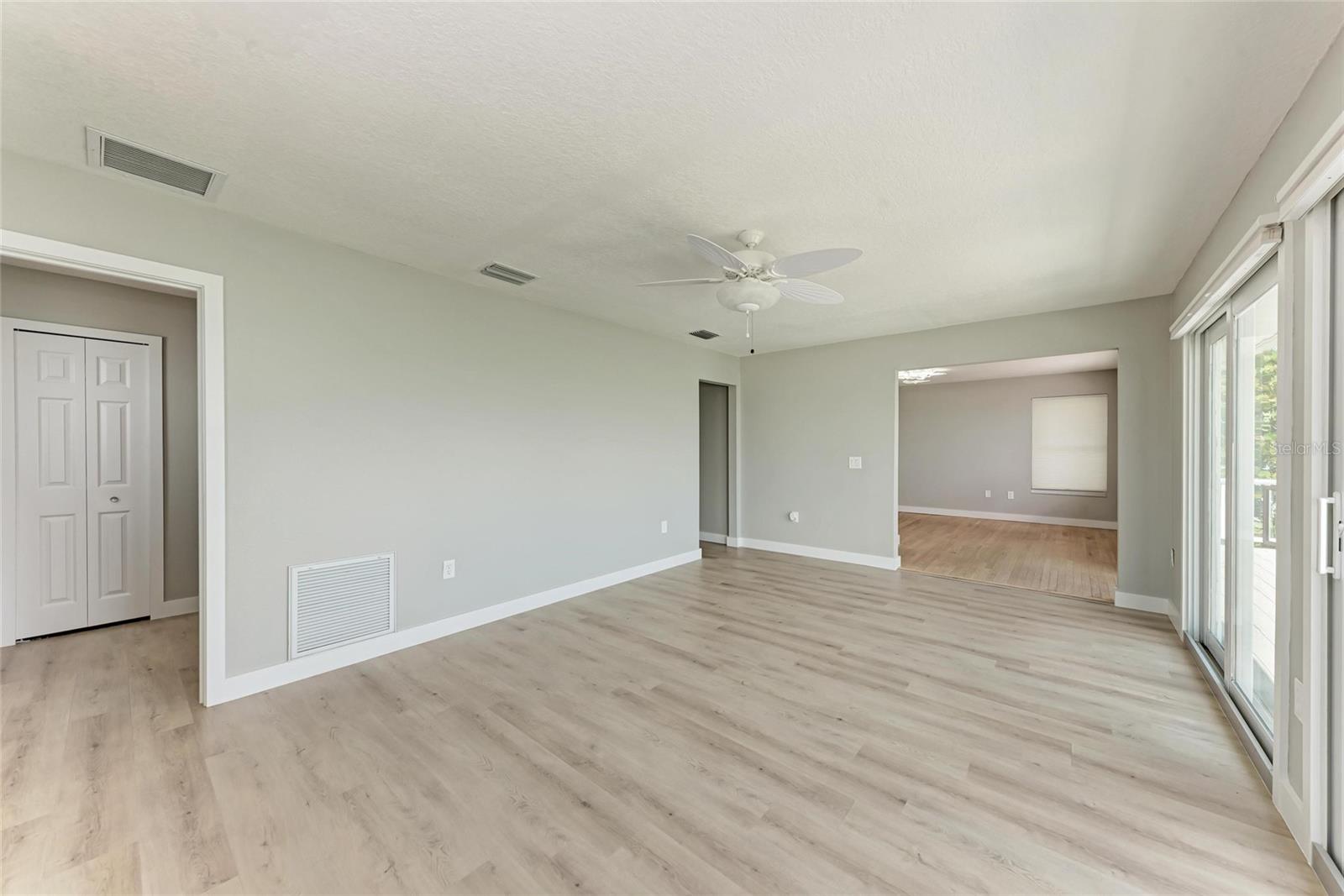 A4660575 Property Photo