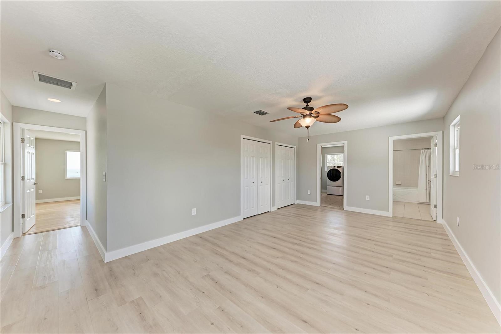 A4660575 Property Photo