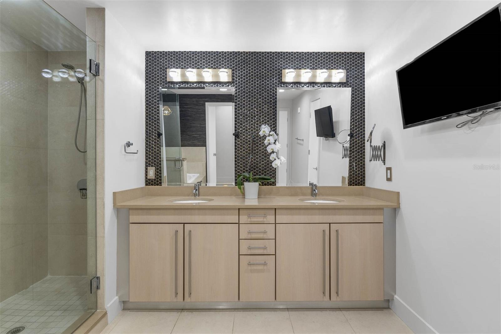 260 S OSCEOLA AVE #607, ORLANDO, FL, 32801