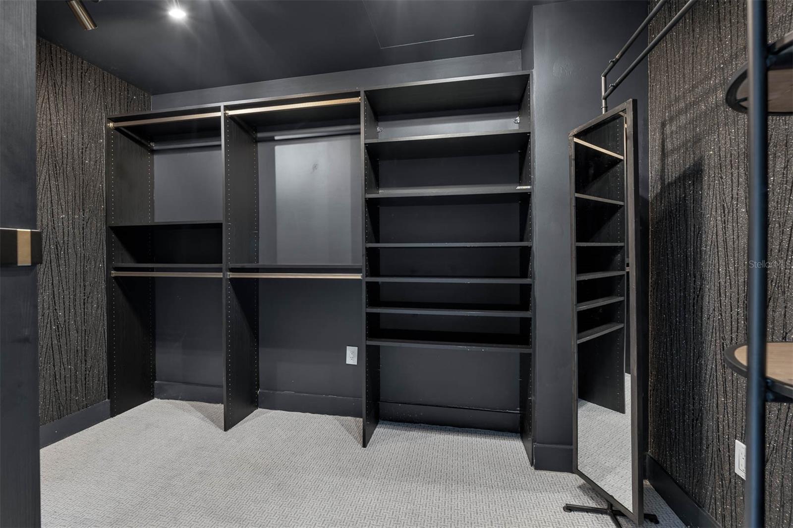 260 S OSCEOLA AVE #607, ORLANDO, FL, 32801