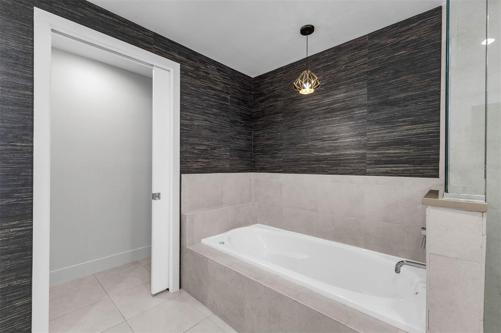 260 S OSCEOLA AVE #607, ORLANDO, FL, 32801